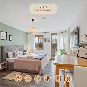 Suiteable Living - Innenstadt/fast Wifi/tv Apartment